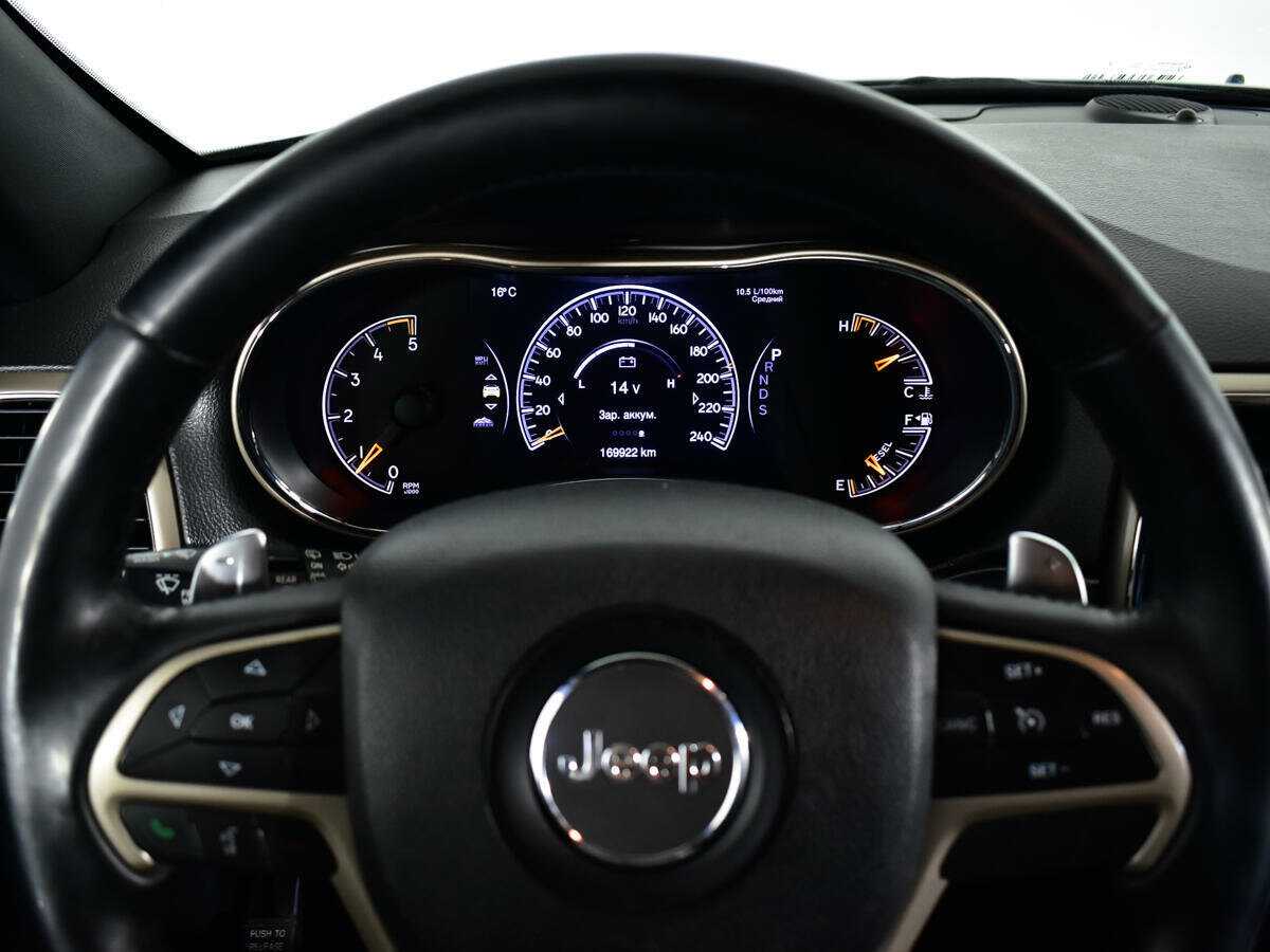 Jeep Grand Cherokee с пробегом — 2013 год. Фото: #10