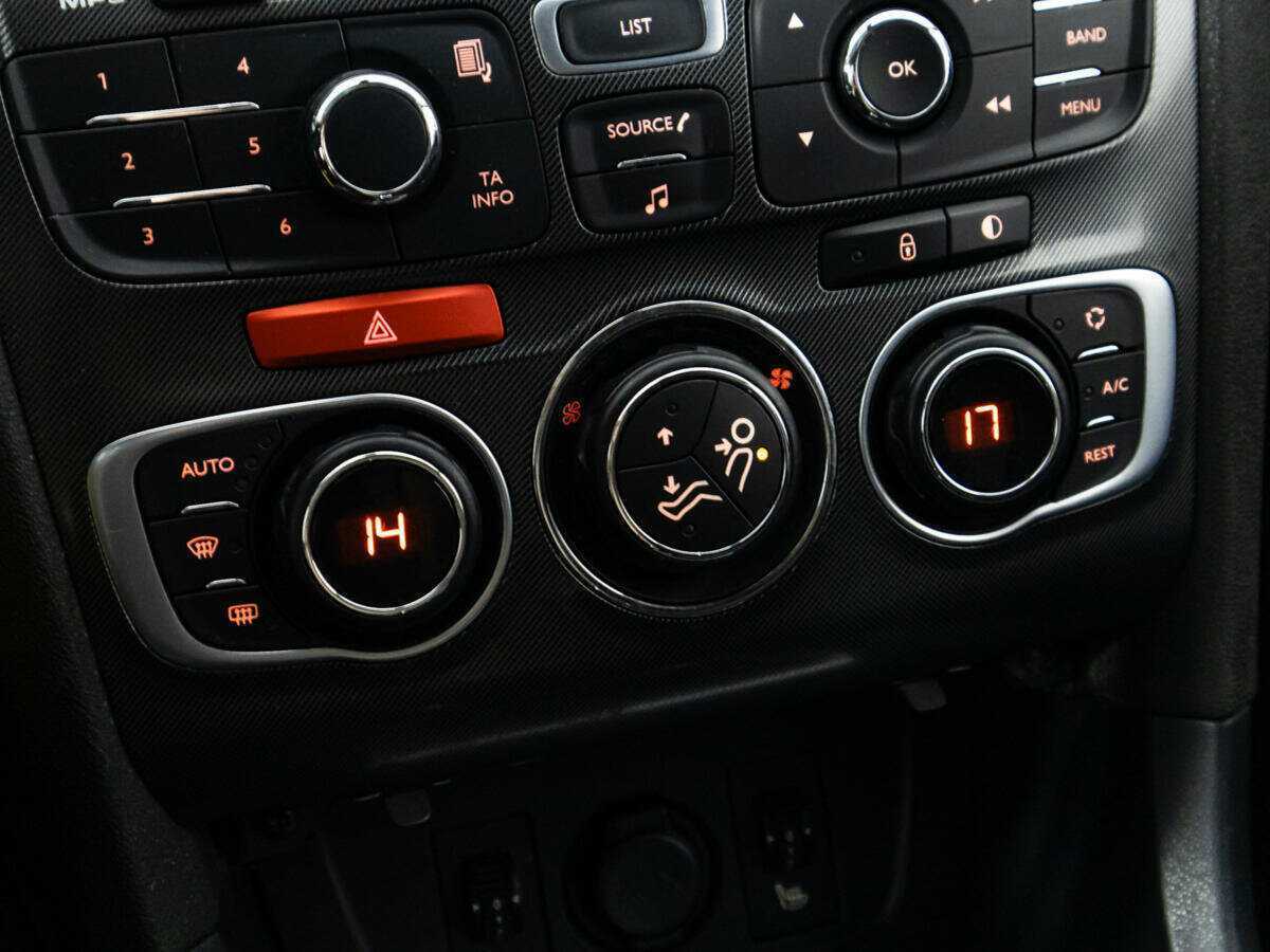 Citroen C4 с пробегом — 2013 год. Фото: #14