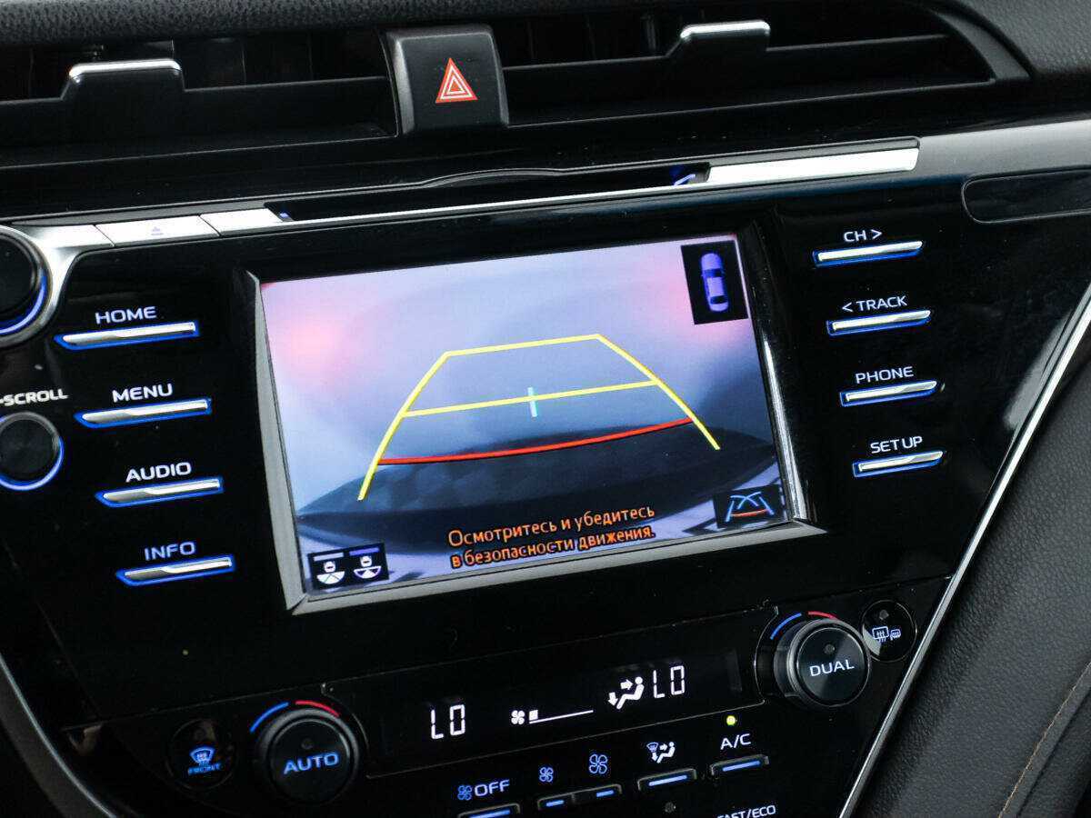 Toyota Camry с пробегом — 2021 год. Фото: #15