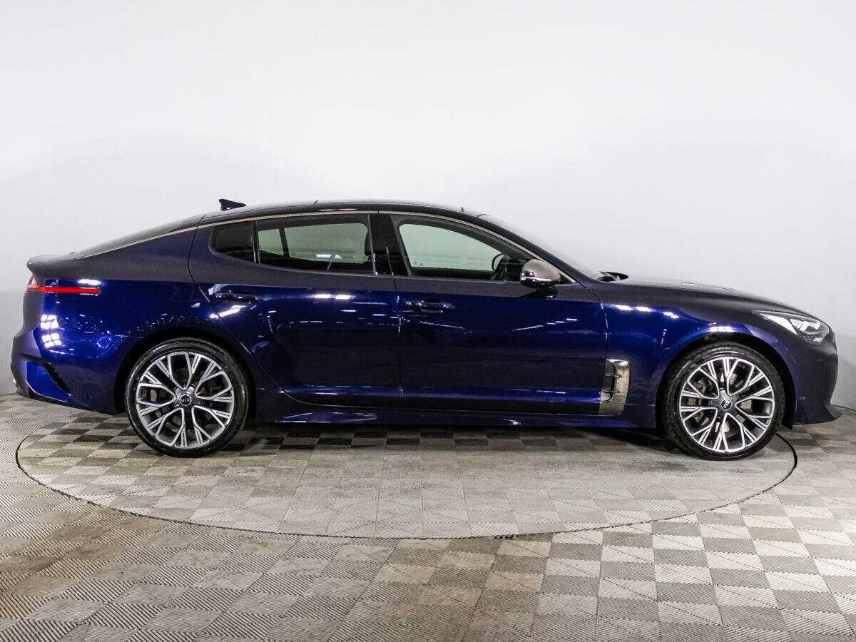 Kia Stinger с пробегом — 2018 год. Фото: #3