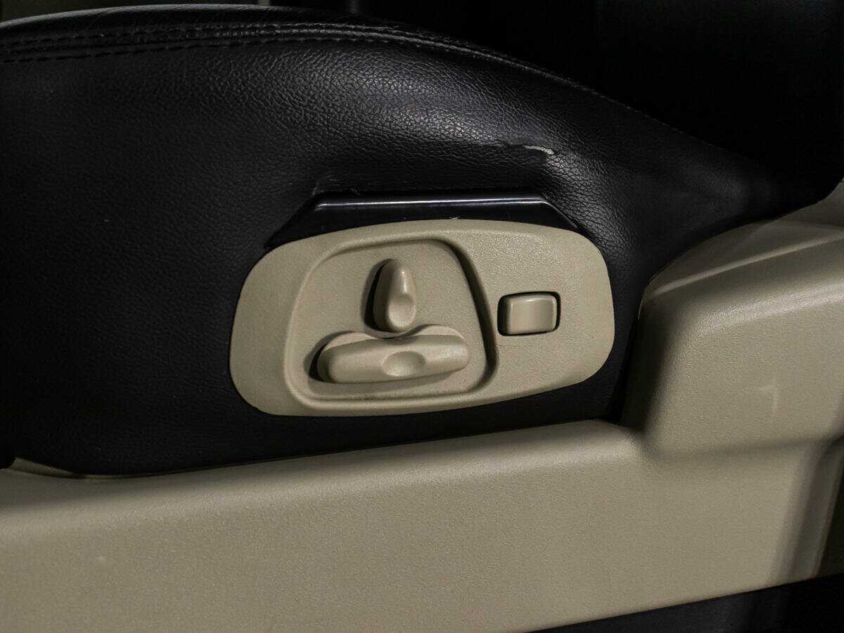 Mitsubishi Pajero с пробегом — 2019 год. Фото: #16