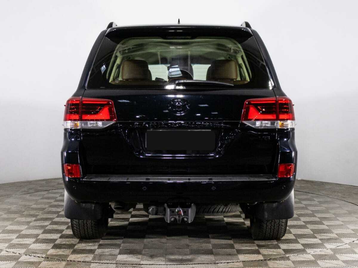Toyota Land Cruiser с пробегом — 2016 год. Фото: #4