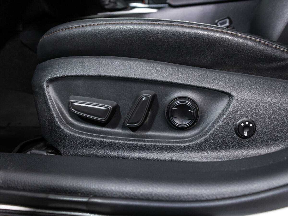 Toyota Camry с пробегом — 2022 год. Фото: #14