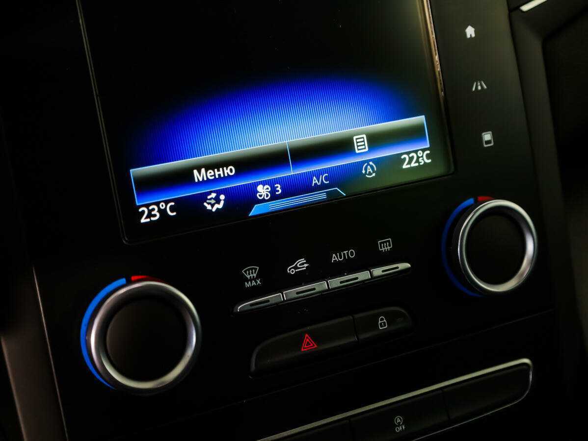 Renault Megane с пробегом — 2017 год. Фото: #13