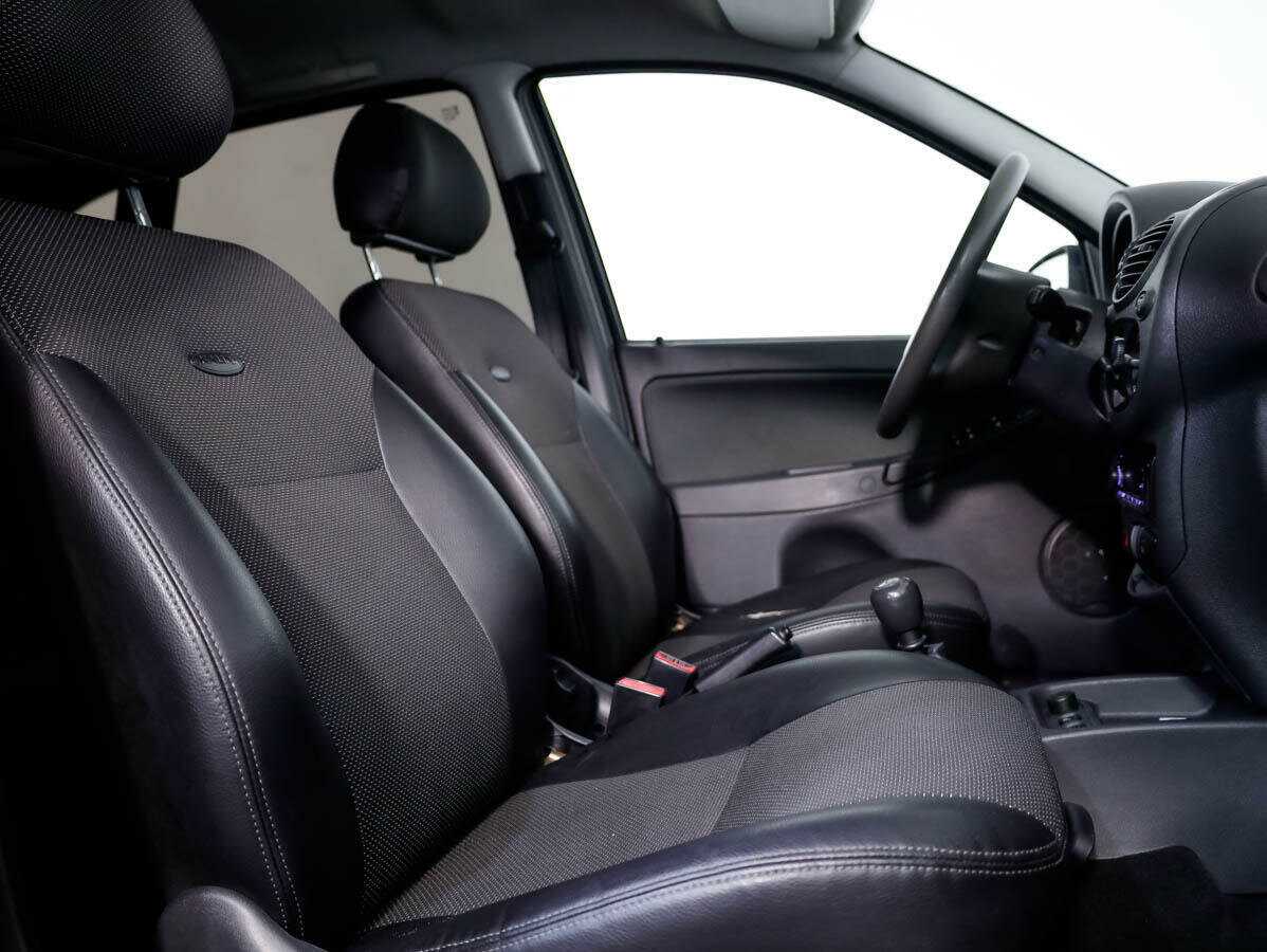 Lada (ВАЗ) Kalina с пробегом — 2012 год. Фото: #10