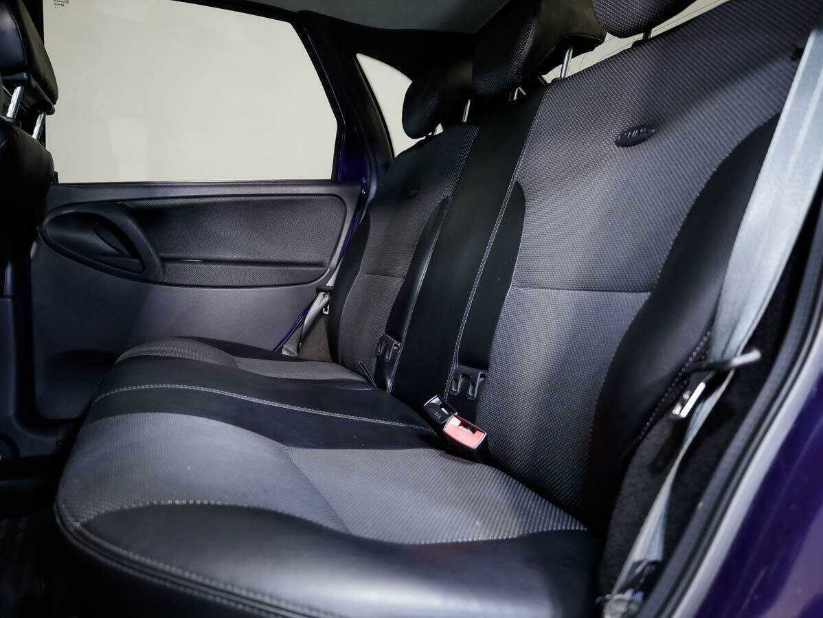 Lada (ВАЗ) Kalina с пробегом — 2012 год. Фото: #11