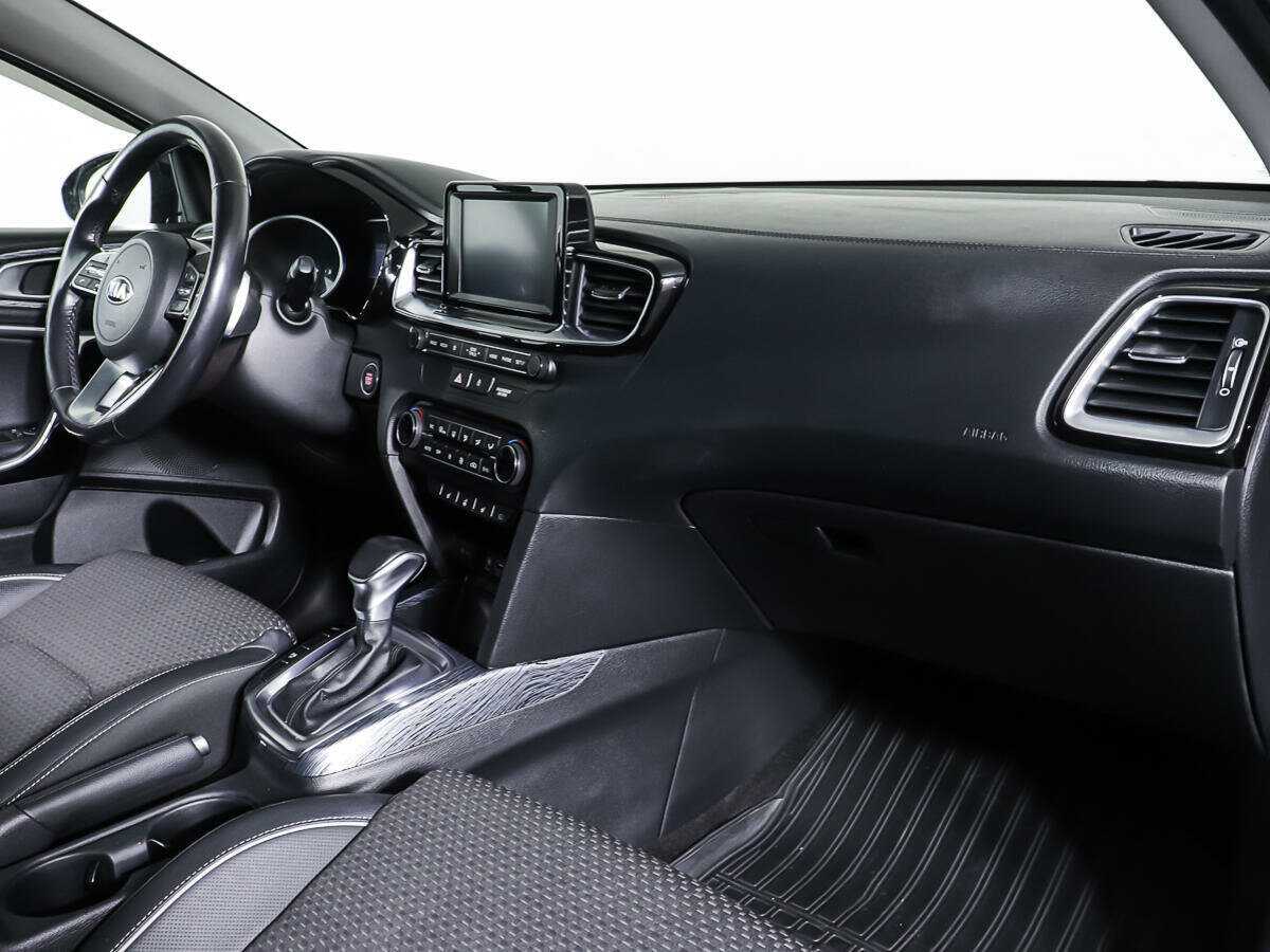 Kia Ceed с пробегом — 2018 год. Фото: #7