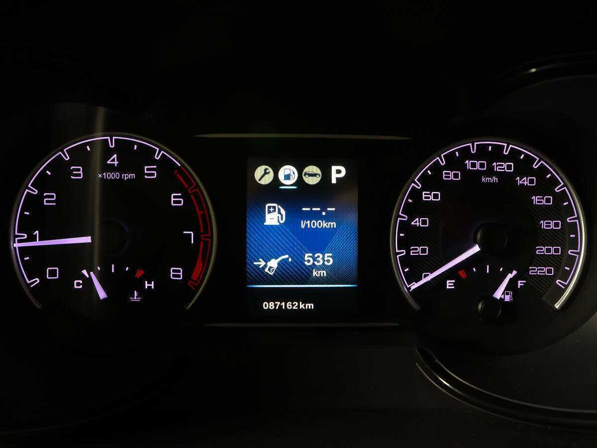 Dongfeng AX7 с пробегом — 2017 год. Фото: #10