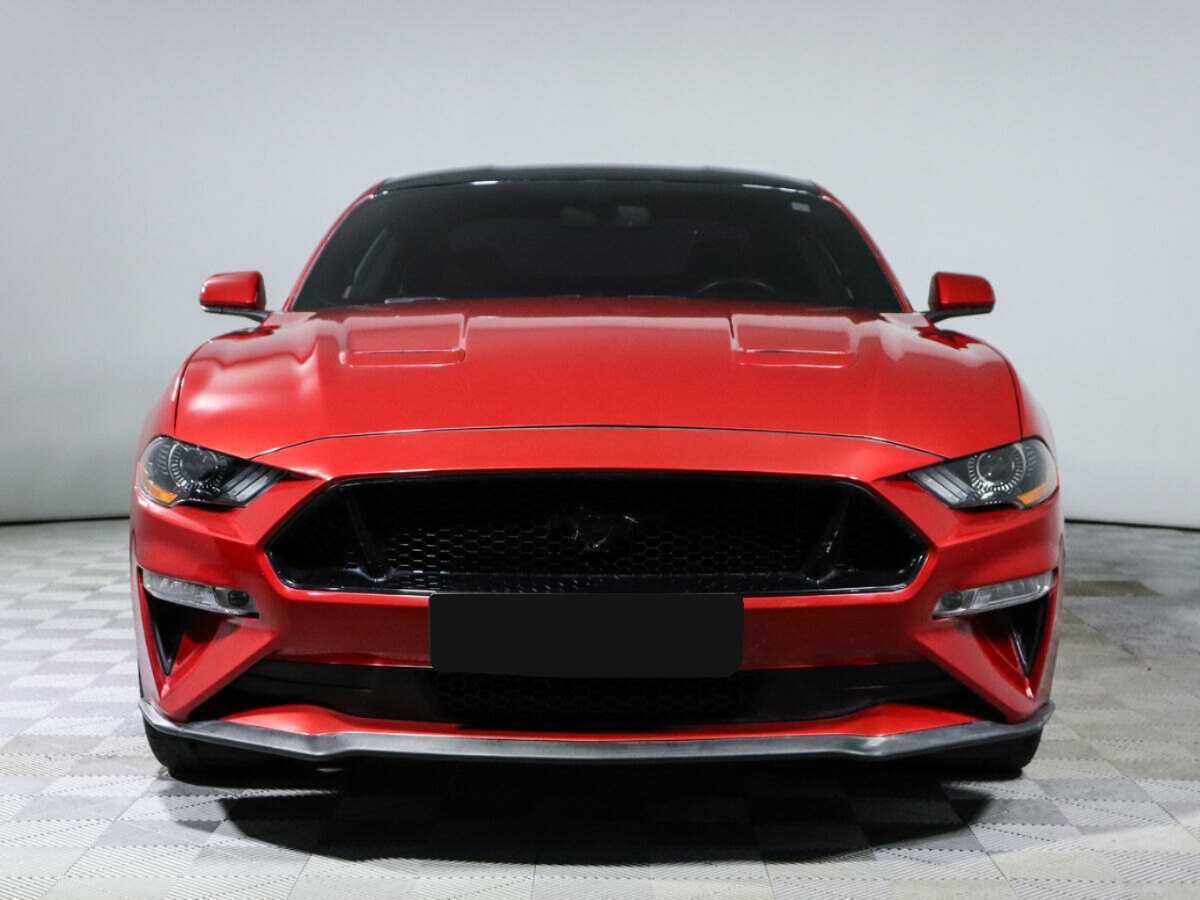 Ford Mustang с пробегом — 2020 год. Фото: #1