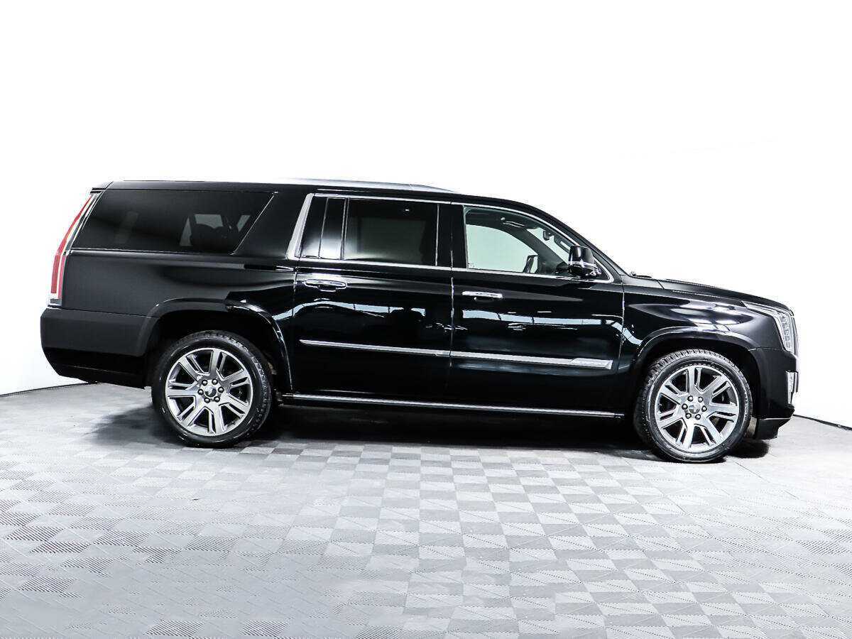 Cadillac Escalade с пробегом — 2015 год. Фото: #3
