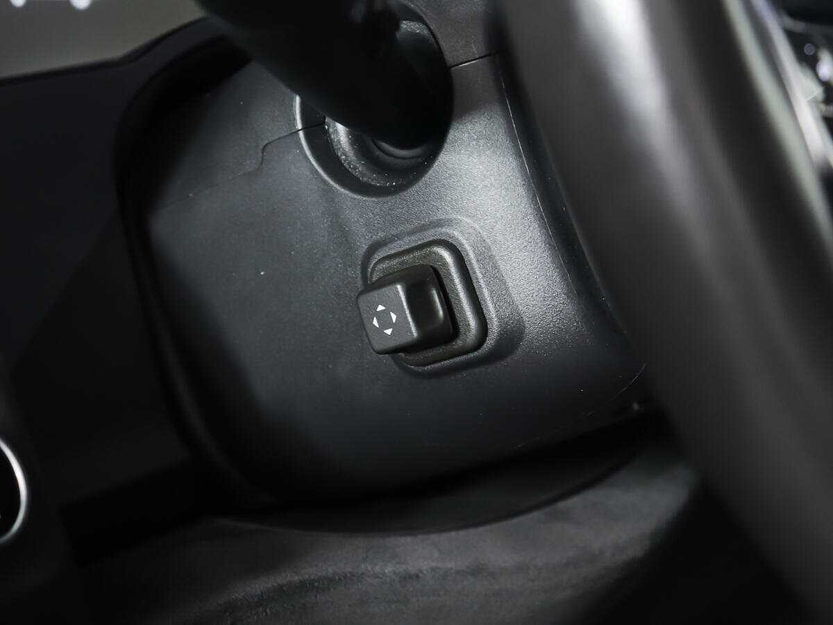 Cadillac Escalade с пробегом — 2015 год. Фото: #24