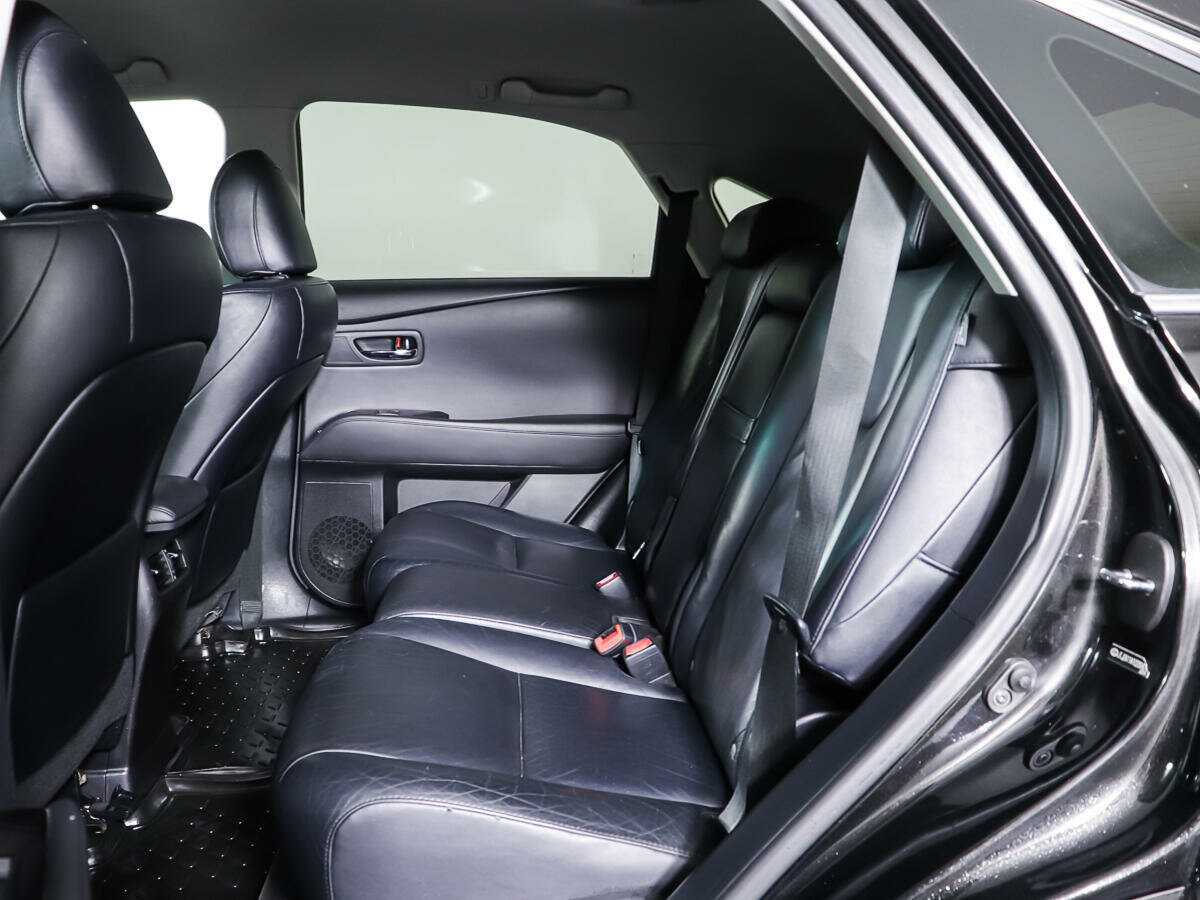 Lexus RX с пробегом — 2010 год. Фото: #9