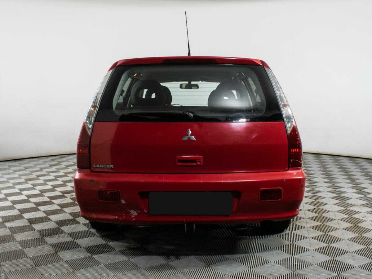 Mitsubishi Lancer с пробегом — 2005 год. Фото: #5