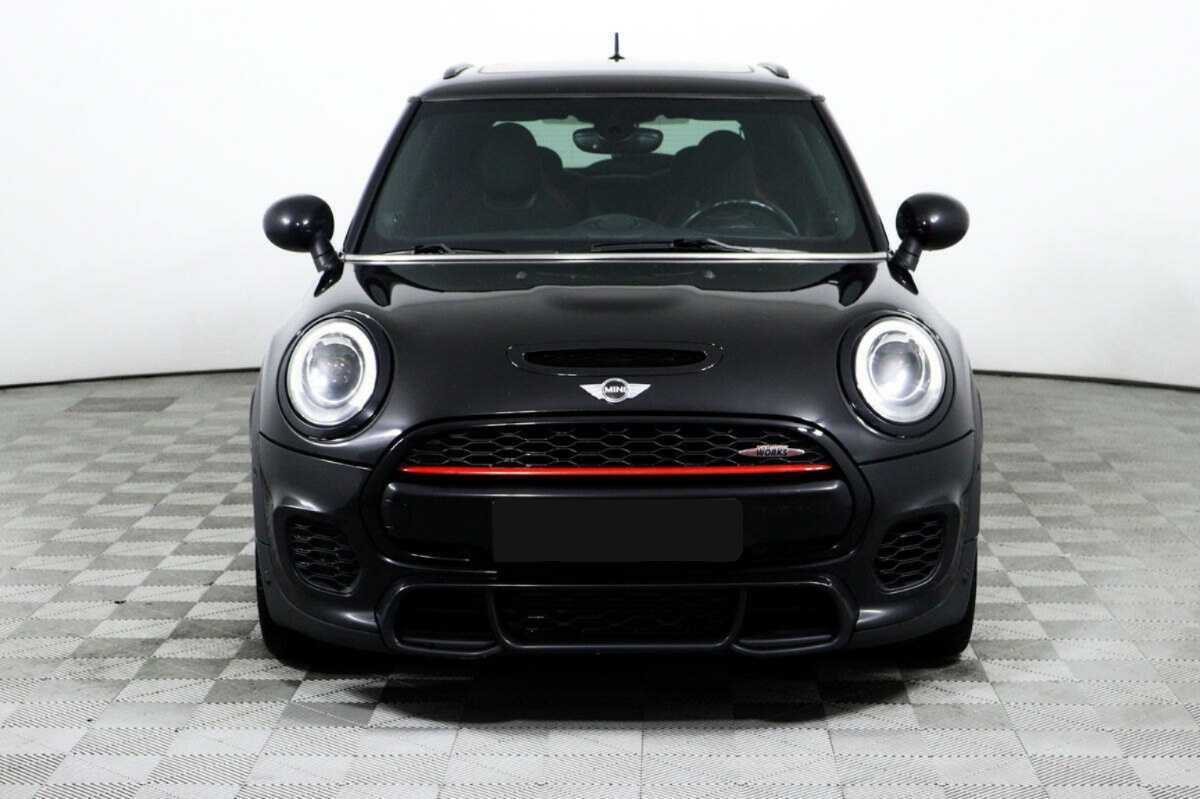 Mini Hatch с пробегом — 2017 год. Фото: #1