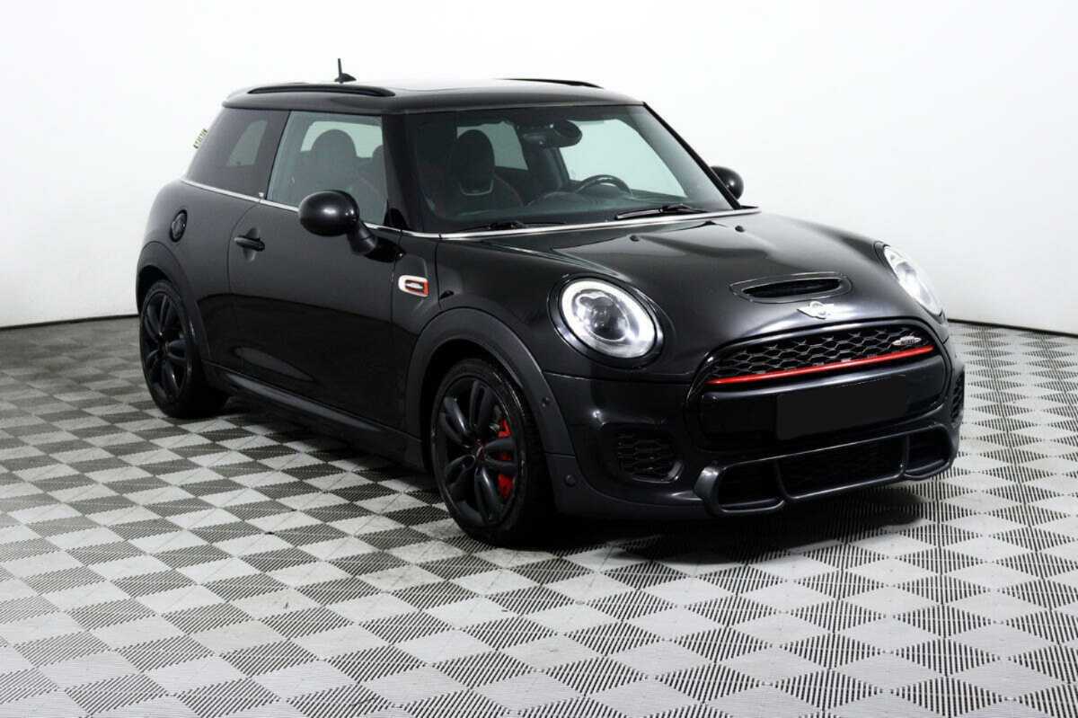 Mini Hatch с пробегом — 2017 год. Фото: #2