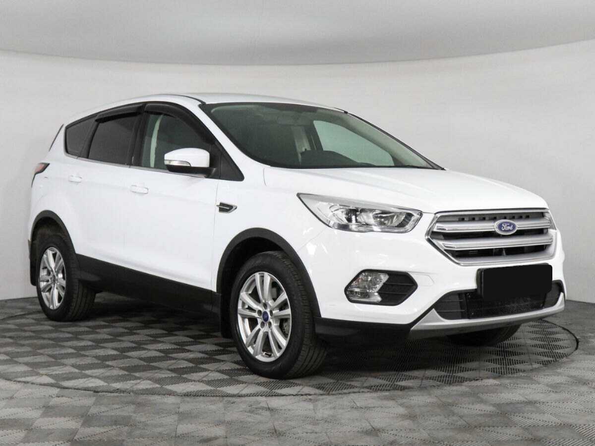 Ford Kuga с пробегом — 2017 год. Фото: #2