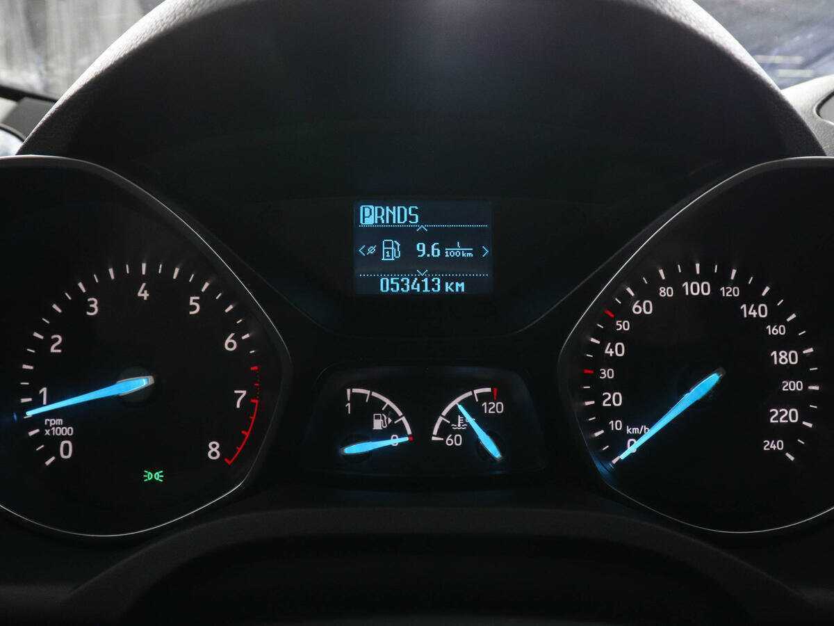 Ford Kuga с пробегом — 2017 год. Фото: #10