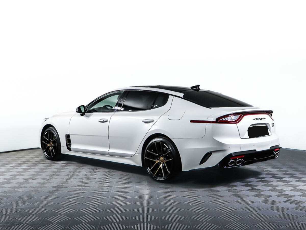 Kia Stinger с пробегом — 2018 год. Фото: #6