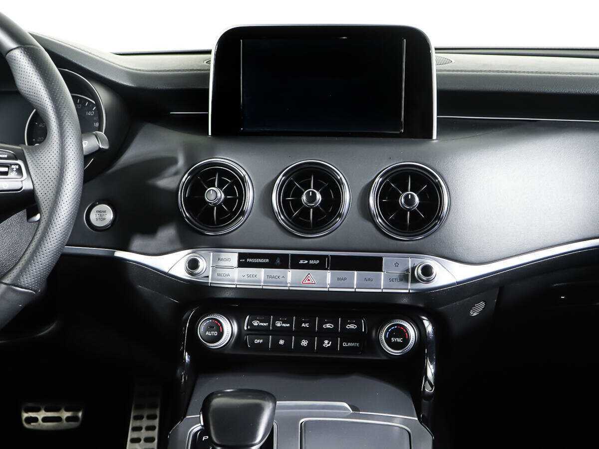 Kia Stinger с пробегом — 2018 год. Фото: #11