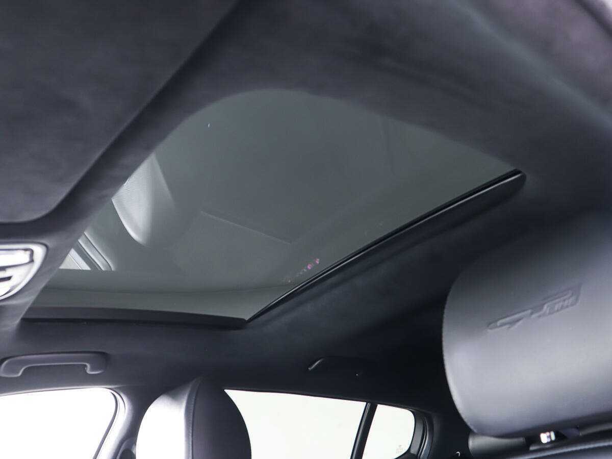 Kia Stinger с пробегом — 2018 год. Фото: #20