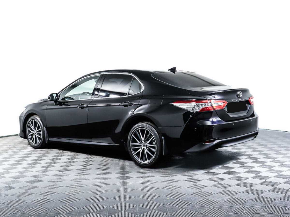 Toyota Camry с пробегом — 2021 год. Фото: #6