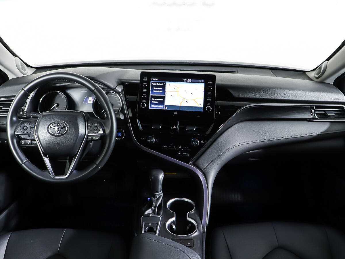 Toyota Camry с пробегом — 2021 год. Фото: #12