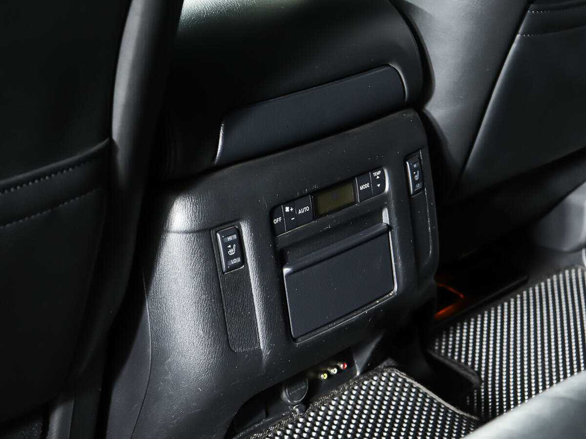 Infiniti QX80 с пробегом — 2013 год. Фото: #16