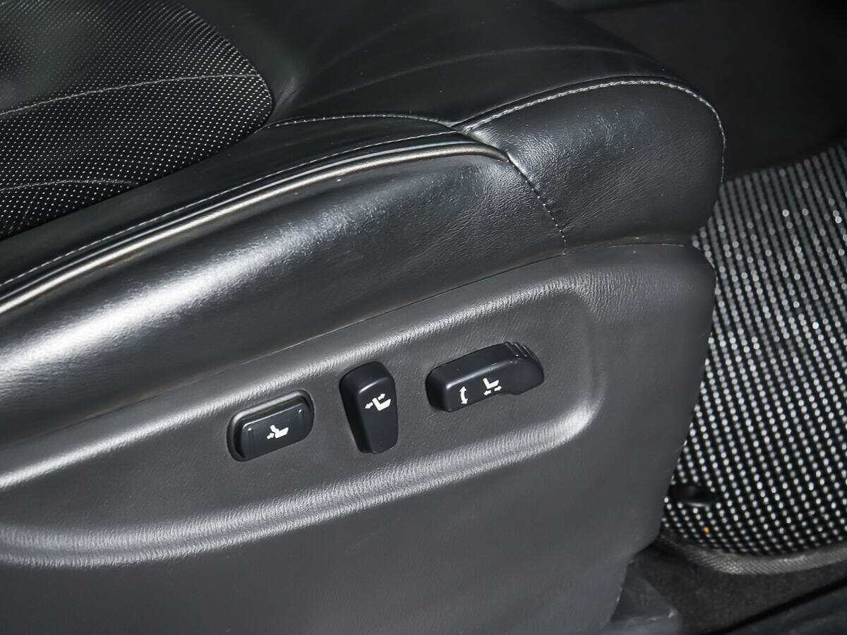 Infiniti QX80 с пробегом — 2013 год. Фото: #18