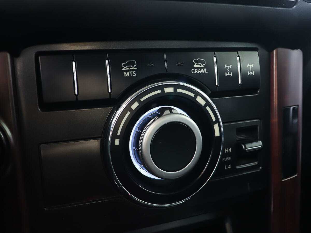 Toyota Land Cruiser Prado с пробегом — 2013 год. Фото: #17