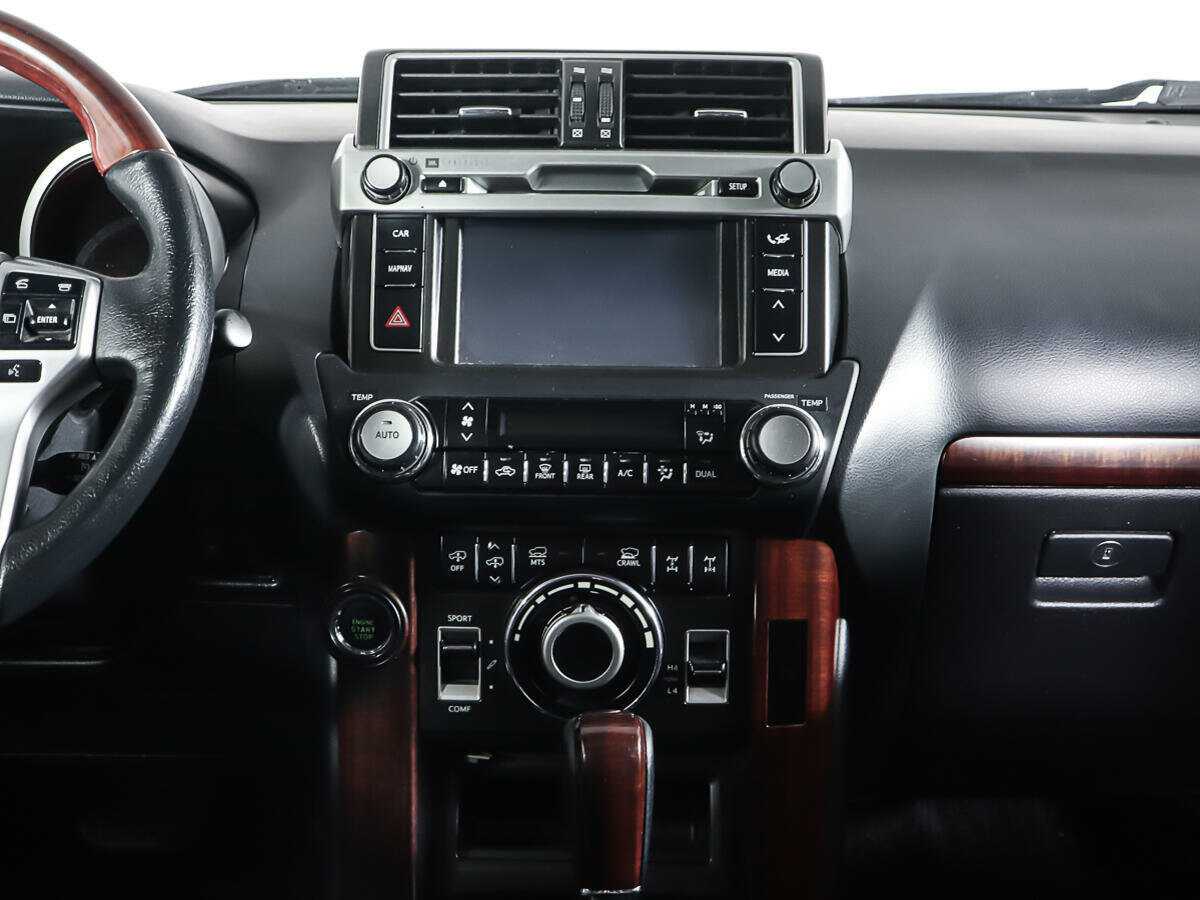 Toyota Land Cruiser Prado с пробегом — 2016 год. Фото: #10