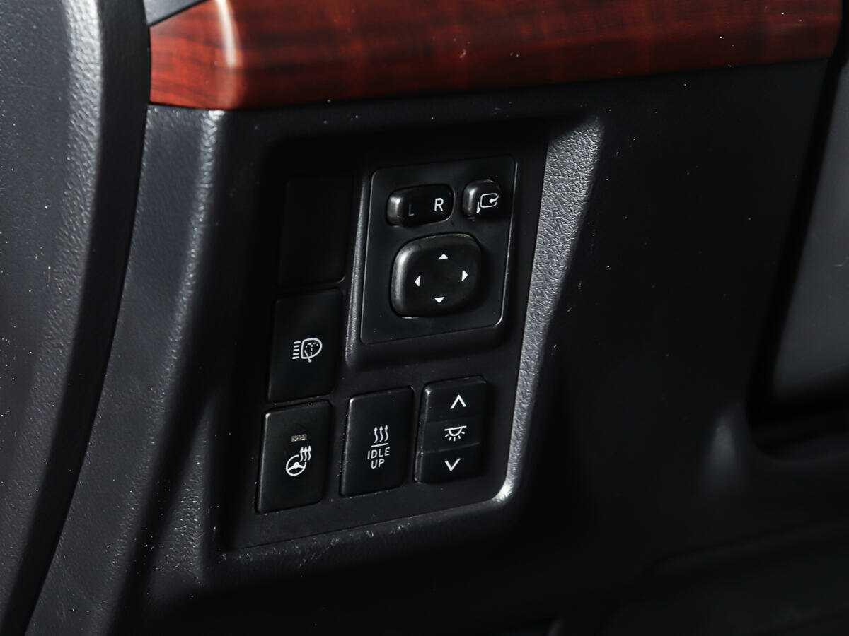 Toyota Land Cruiser Prado с пробегом — 2016 год. Фото: #16