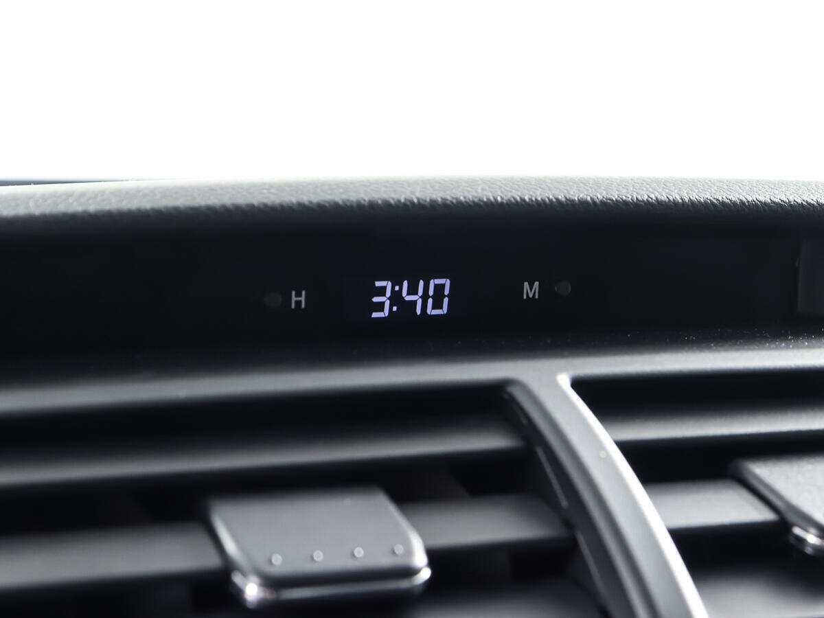 Toyota Camry с пробегом — 2017 год. Фото: #21