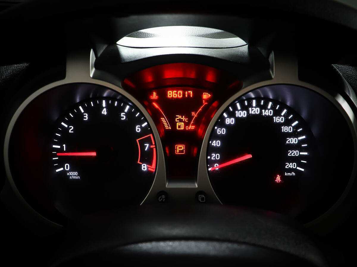 Nissan Juke с пробегом — 2011 год. Фото: #13