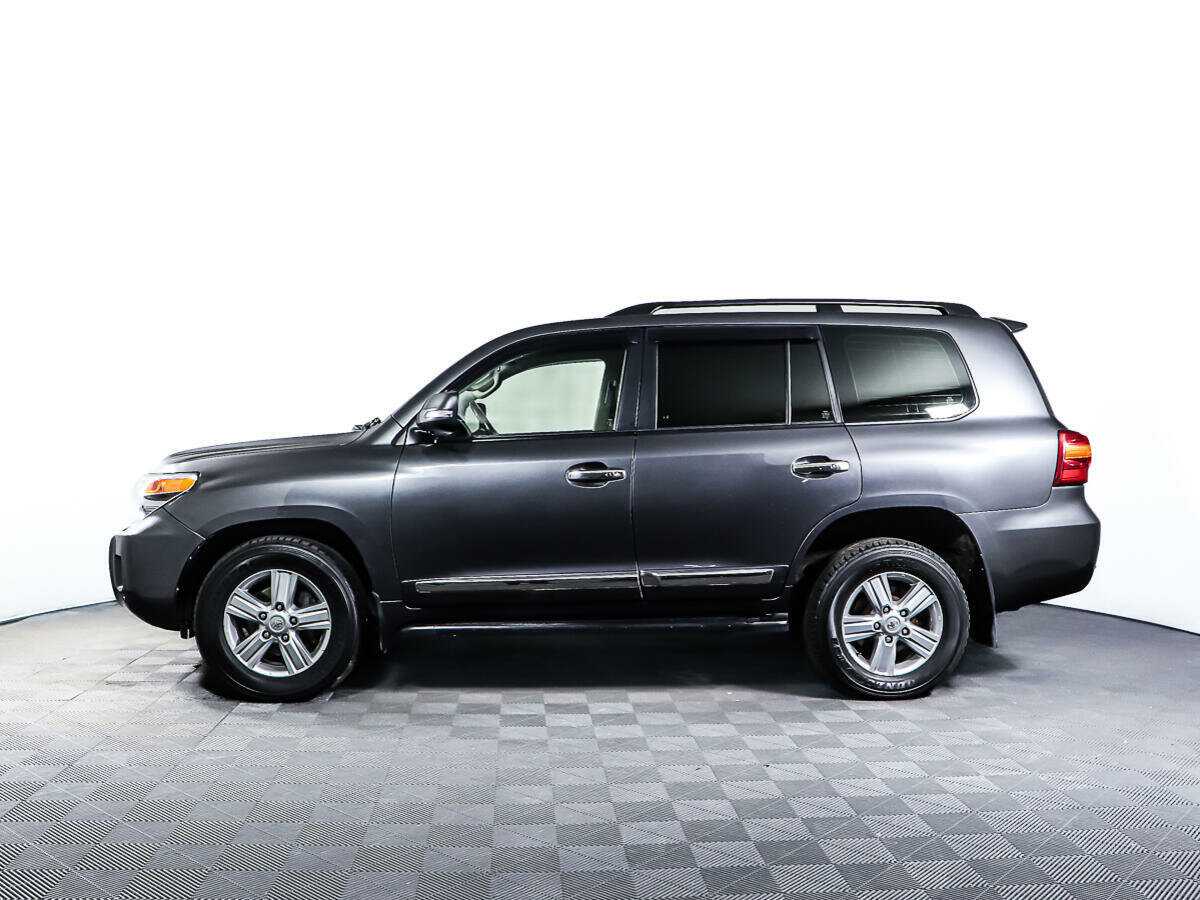 Toyota Land Cruiser с пробегом — 2012 год. Фото: #7