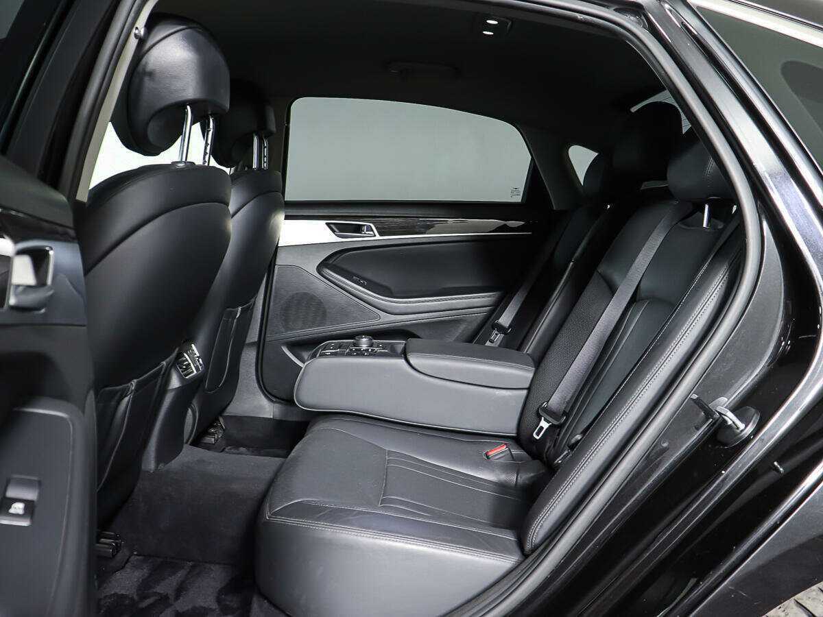 Genesis G80 с пробегом — 2017 год. Фото: #9