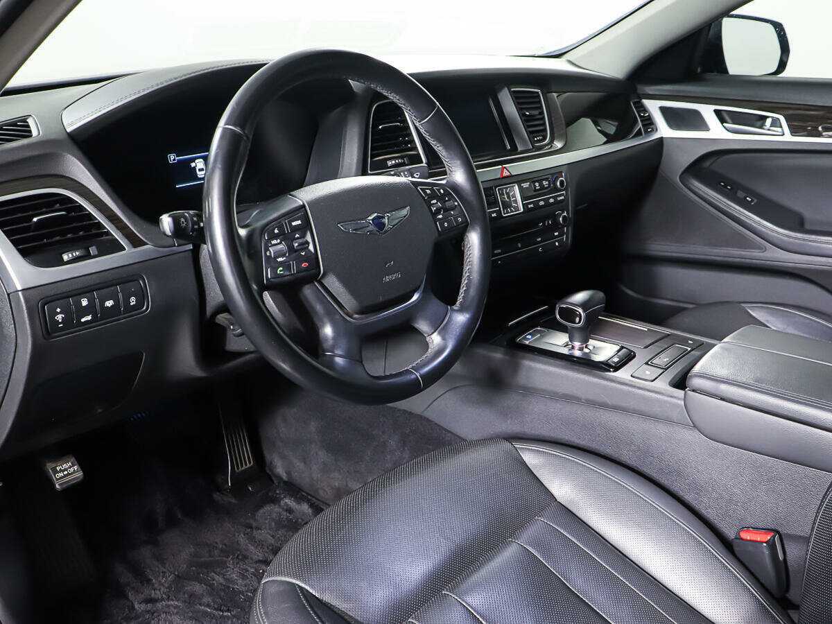 Genesis G80 с пробегом — 2017 год. Фото: #11