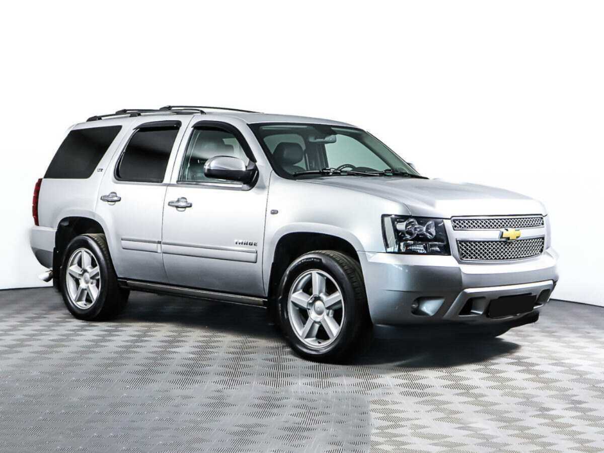 Chevrolet Tahoe с пробегом — 2012 год. Фото: #2