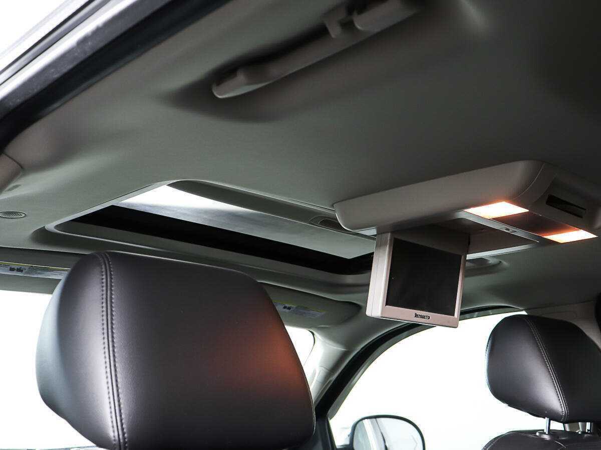 Chevrolet Tahoe с пробегом — 2012 год. Фото: #14