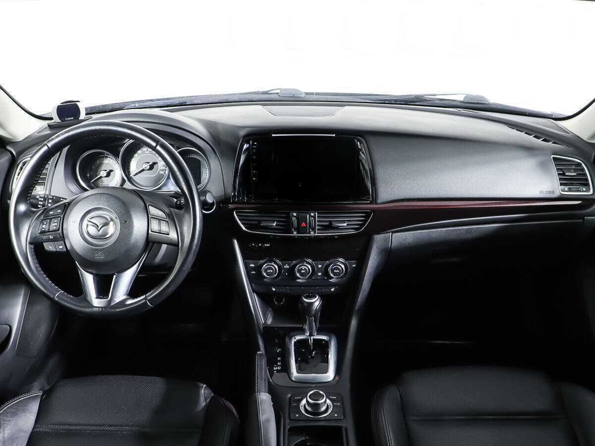 Mazda 6 с пробегом — 2014 год. Фото: #10