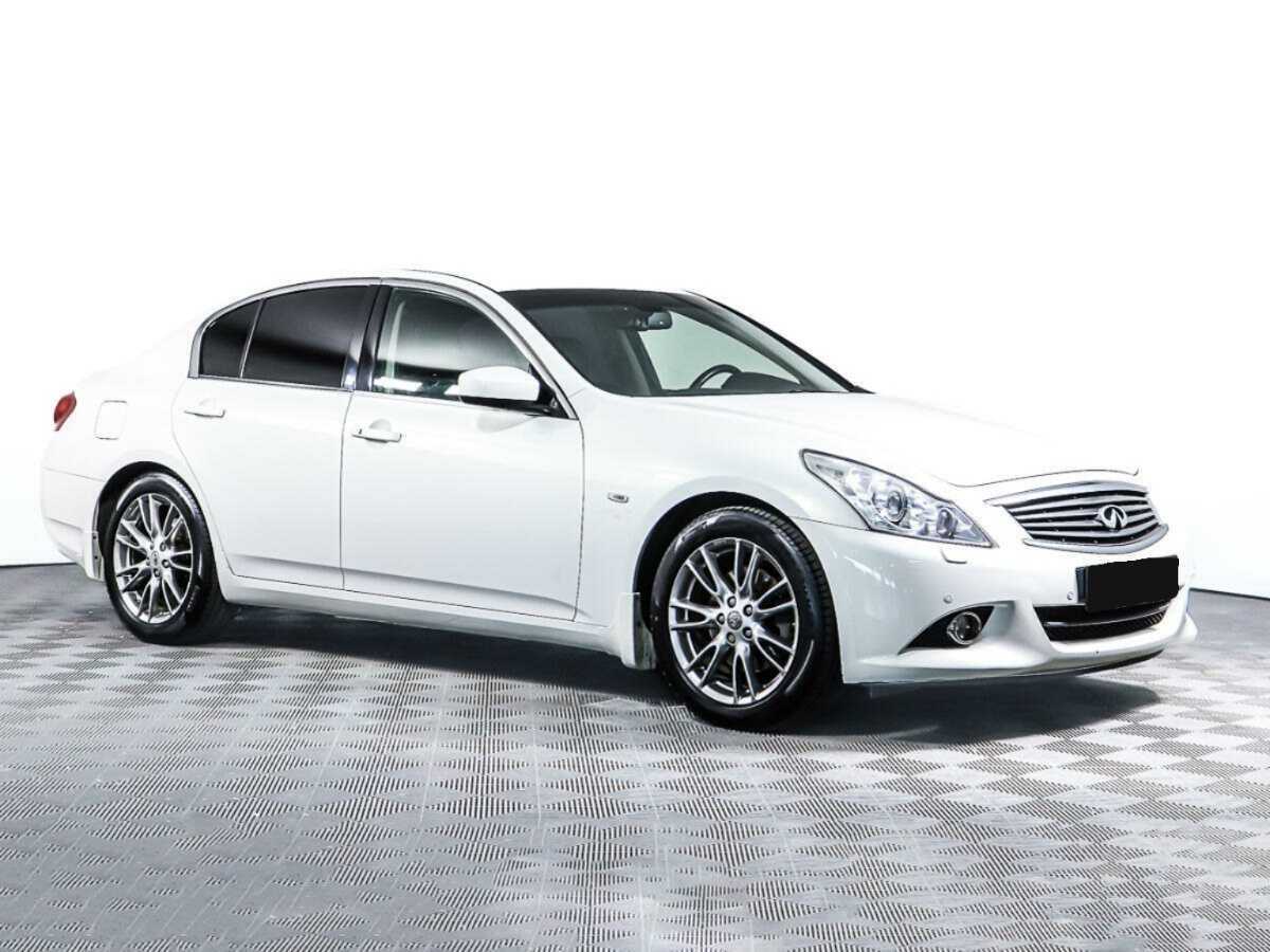 Infiniti G с пробегом — 2013 год. Фото: #2