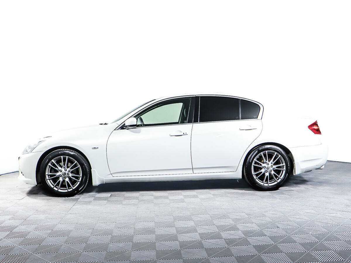 Infiniti G с пробегом — 2013 год. Фото: #7