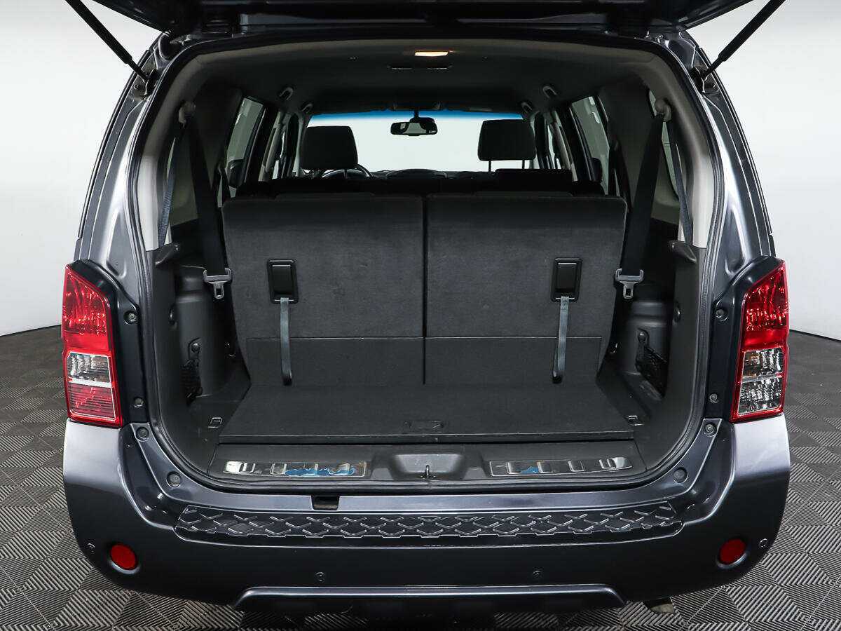 Nissan Pathfinder с пробегом — 2011 год. Фото: #9