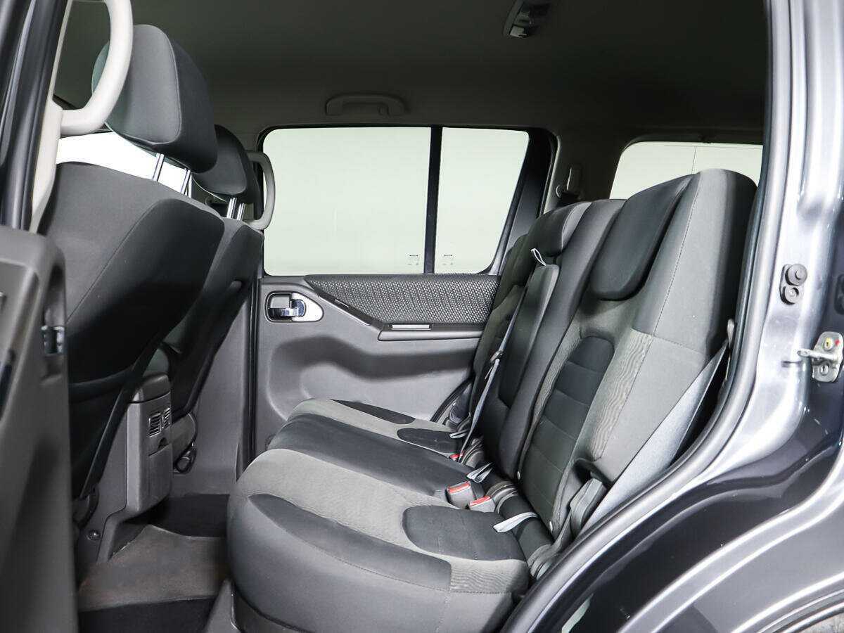 Nissan Pathfinder с пробегом — 2011 год. Фото: #12