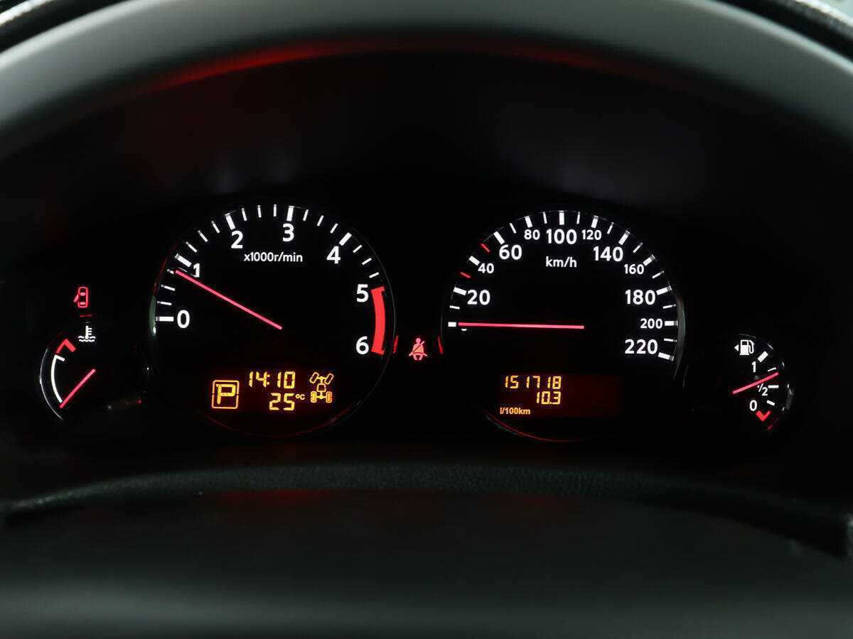 Nissan Pathfinder с пробегом — 2011 год. Фото: #15