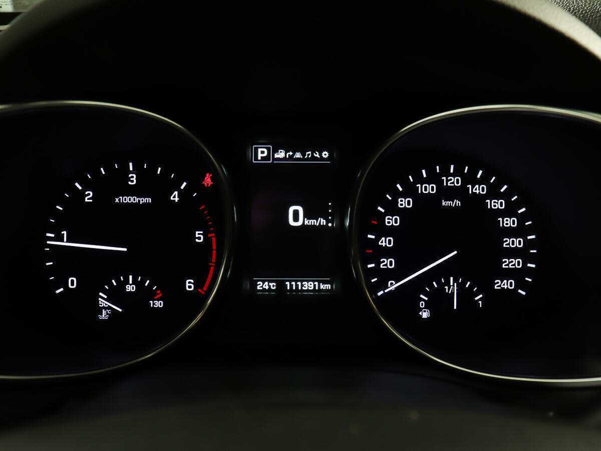 Hyundai Santa Fe с пробегом — 2016 год. Фото: #15