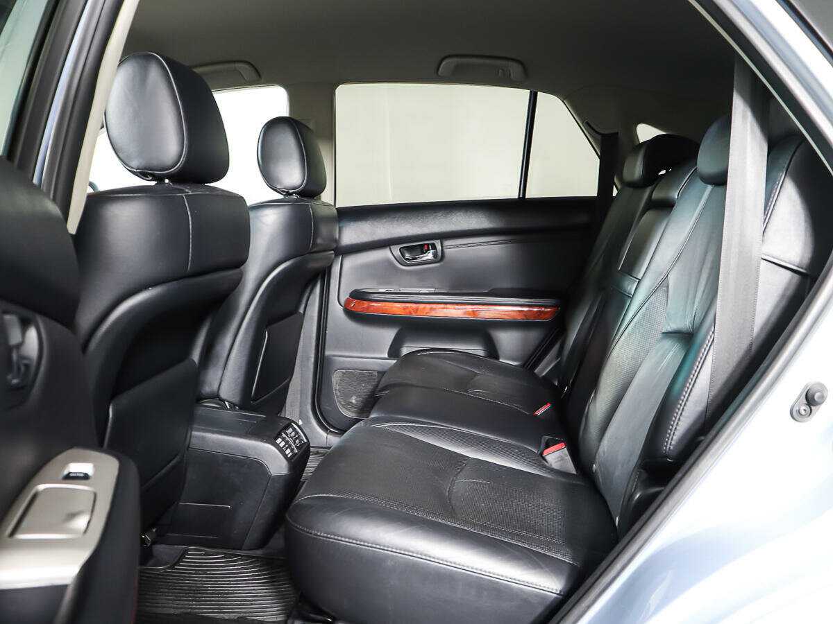 Lexus RX с пробегом — 2006 год. Фото: #9