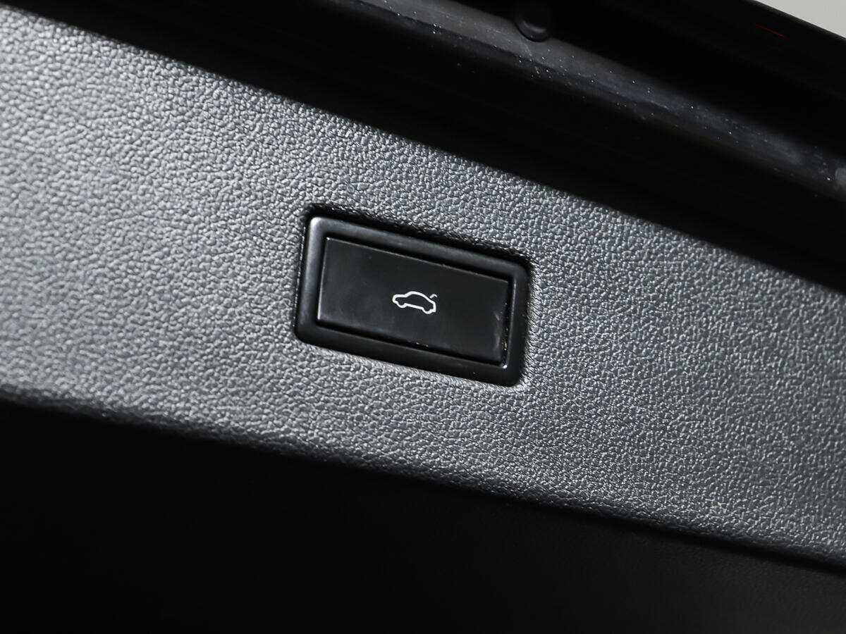 Volkswagen Tiguan с пробегом — 2018 год. Фото: #15