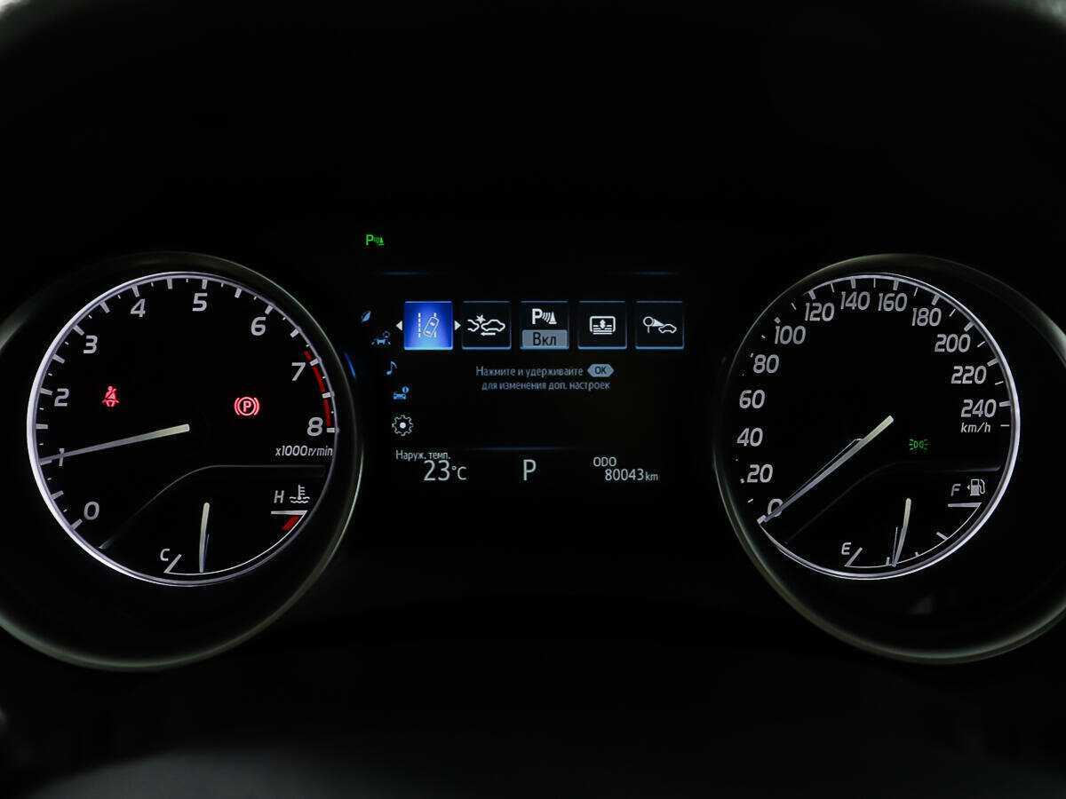 Toyota Camry с пробегом — 2019 год. Фото: #13