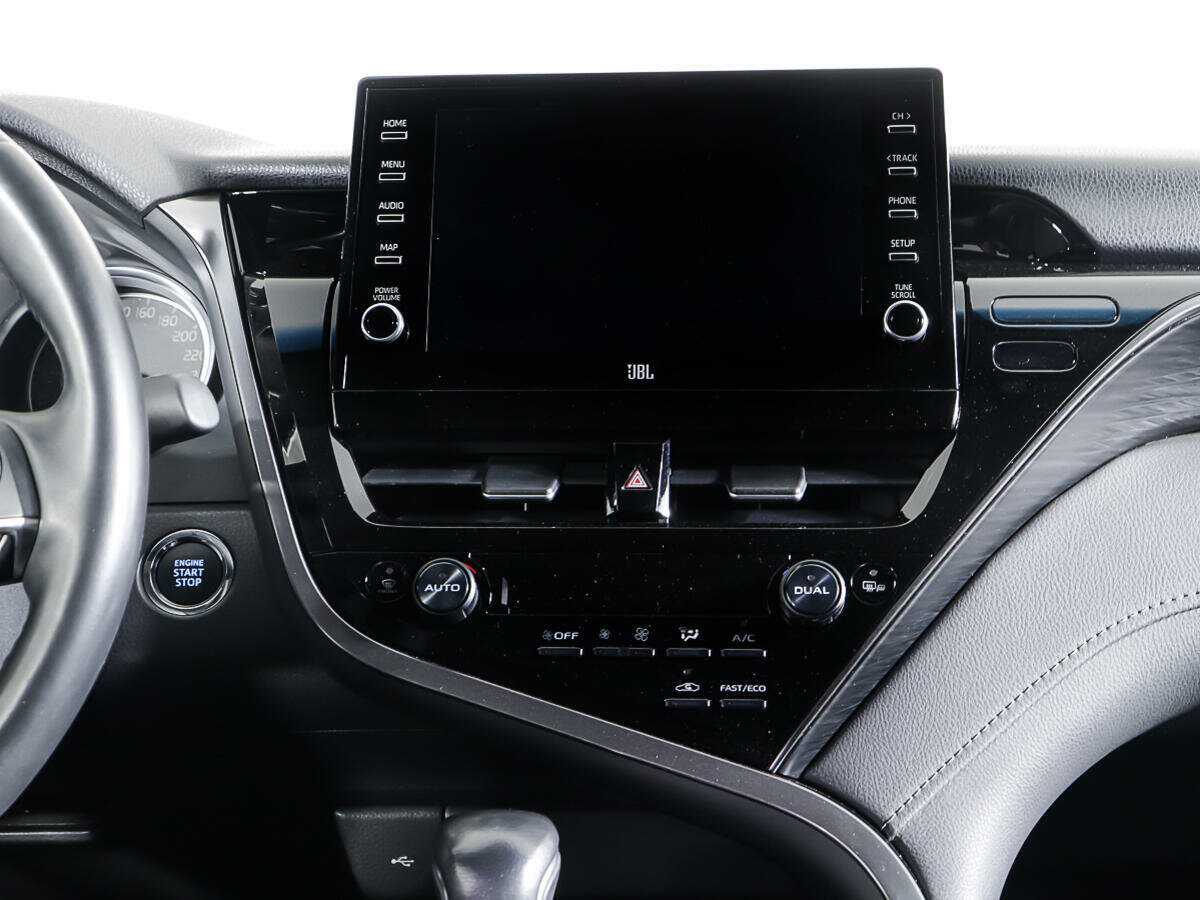 Toyota Camry с пробегом — 2021 год. Фото: #11