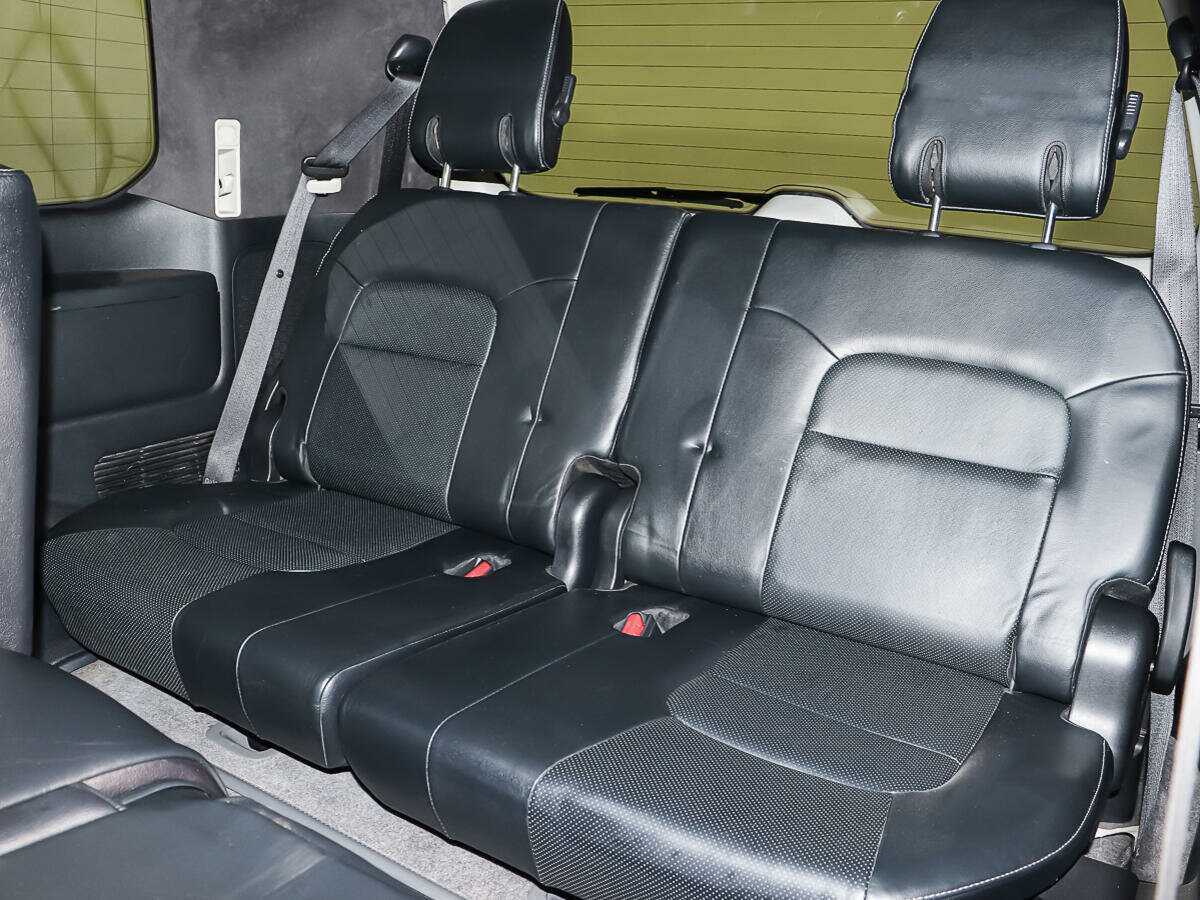 Toyota Land Cruiser с пробегом — 2014 год. Фото: #10